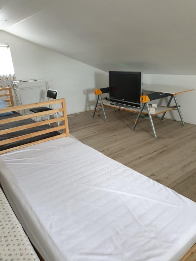 Dianella Budget Rooms Happy Place To Stay Perth Ngoại thất bức ảnh
